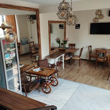 David Hotel Kutaisi Bagian luar foto