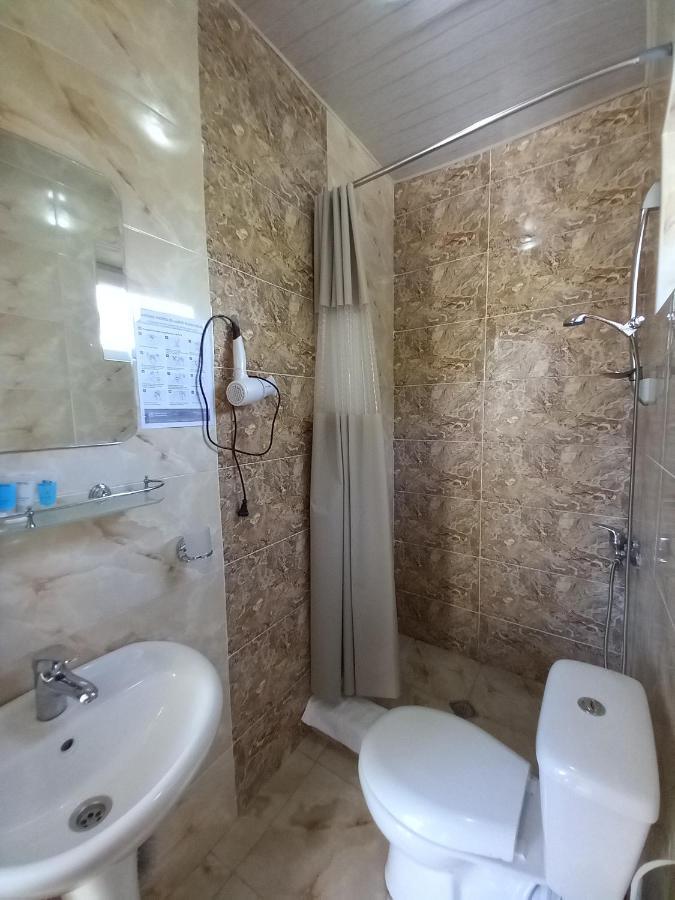 David Hotel Kutaisi Bagian luar foto