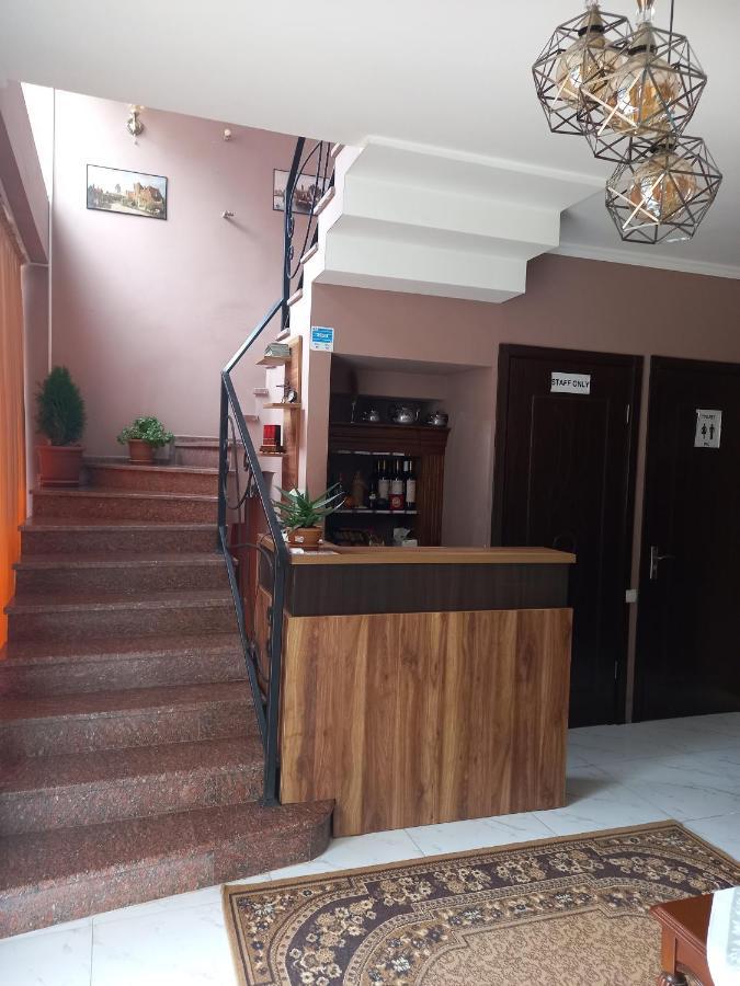 David Hotel Kutaisi Bagian luar foto