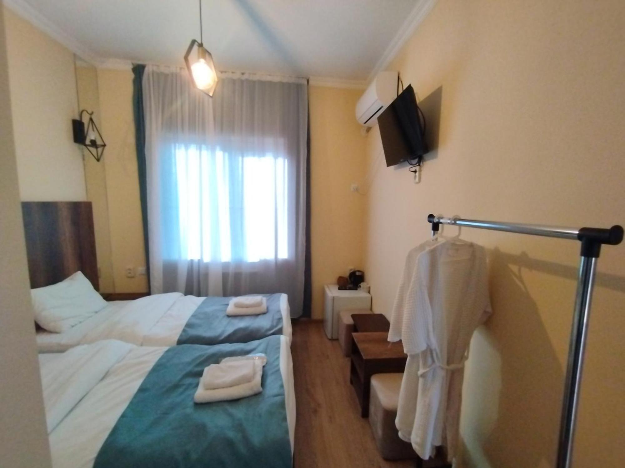 David Hotel Kutaisi Bagian luar foto